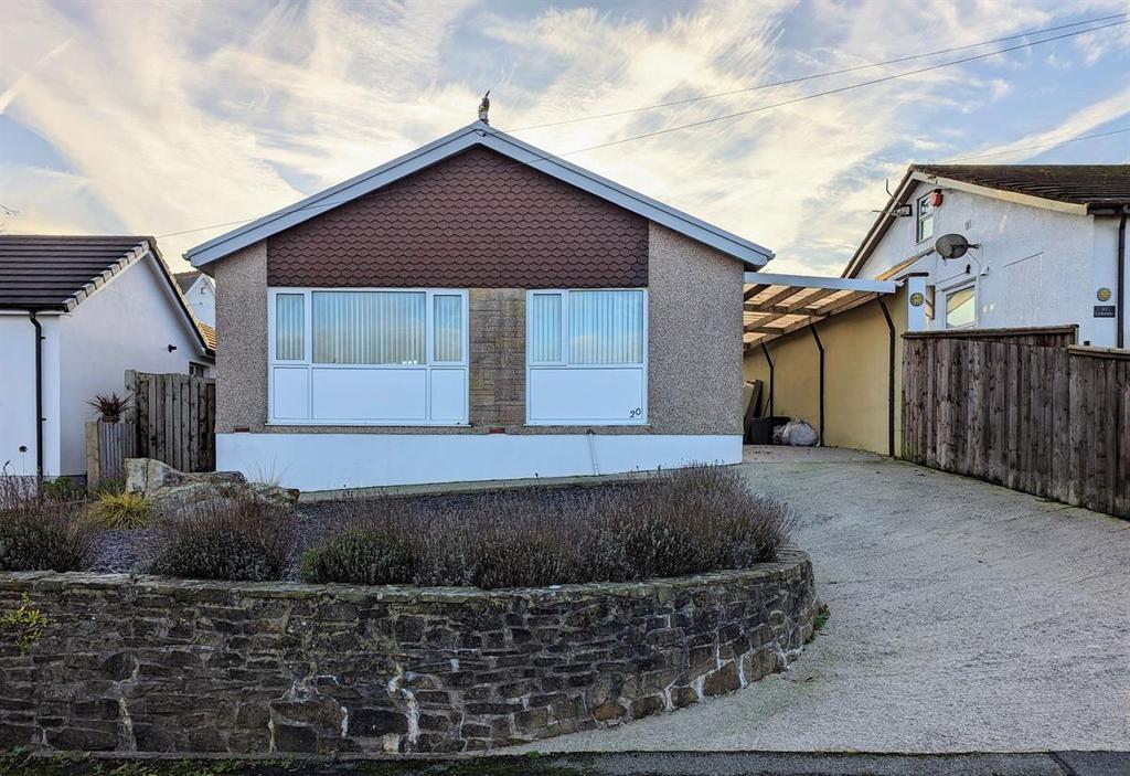 Sandy Hill Park, Saundersfoot 2 bed bungalow £825 pcm (£190 pw)