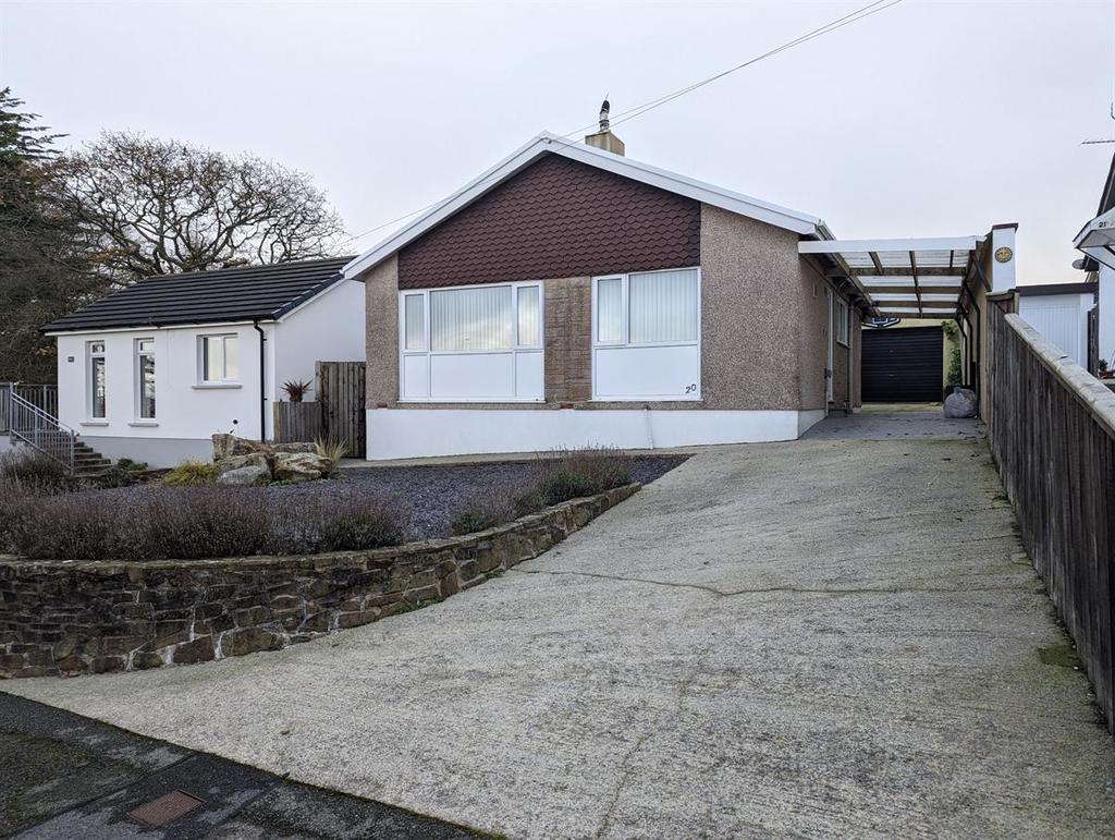 Sandy Hill Park, Saundersfoot 2 bed bungalow £825 pcm (£190 pw)