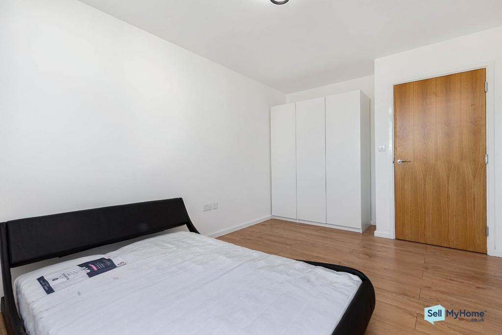 Sell My Home-79 Elektron Tower-14.jpg