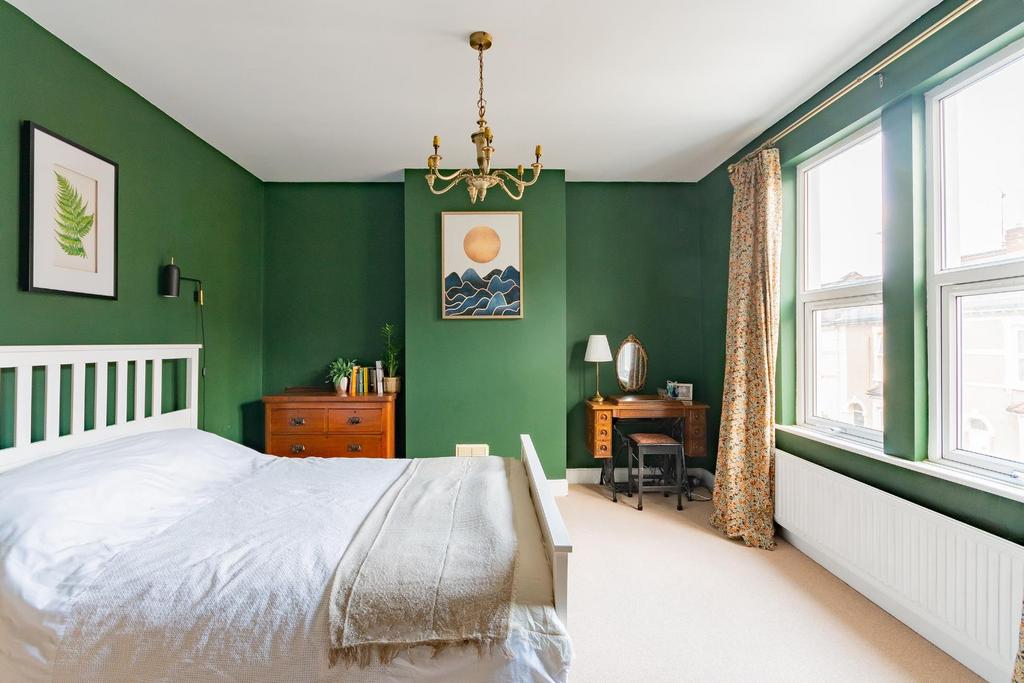 DAORNOTLEB82 - Bedroom D.jpg
