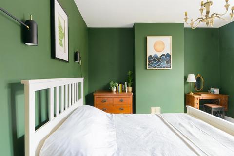 28 Belton Road, Bristol, BS5 0JS