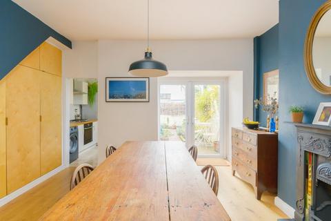 28 Belton Road, Bristol, BS5 0JS