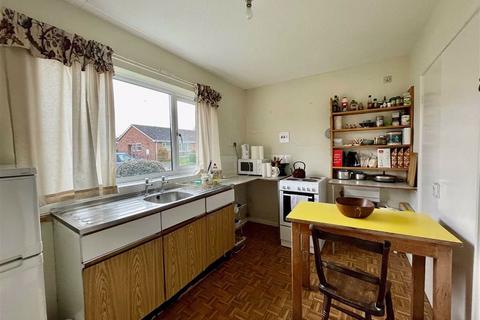 12 Gothic Close, Harleston, IP20 9JU