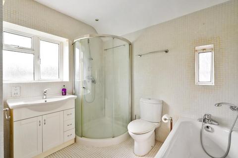 27 Burpham Lane, Guildford, GU4 7LN