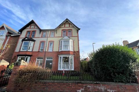 8 bedroom house to rent - Caradoc Road, Aberystwyth