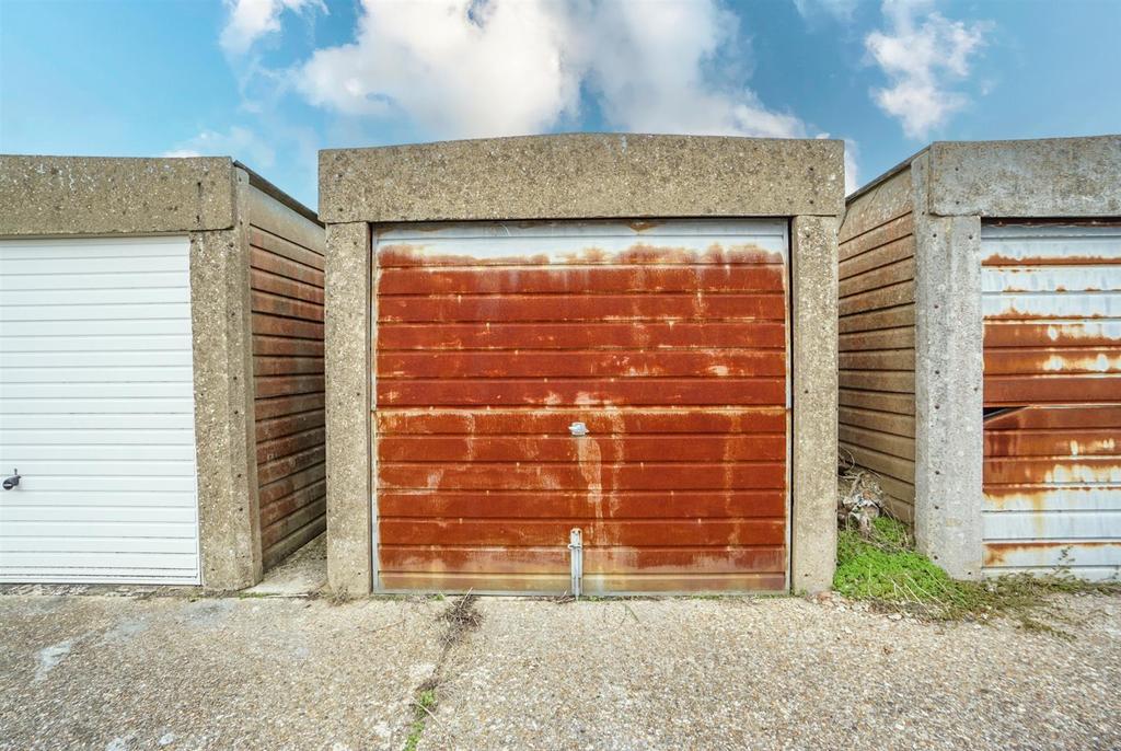 Park Way, Hastings Garage
