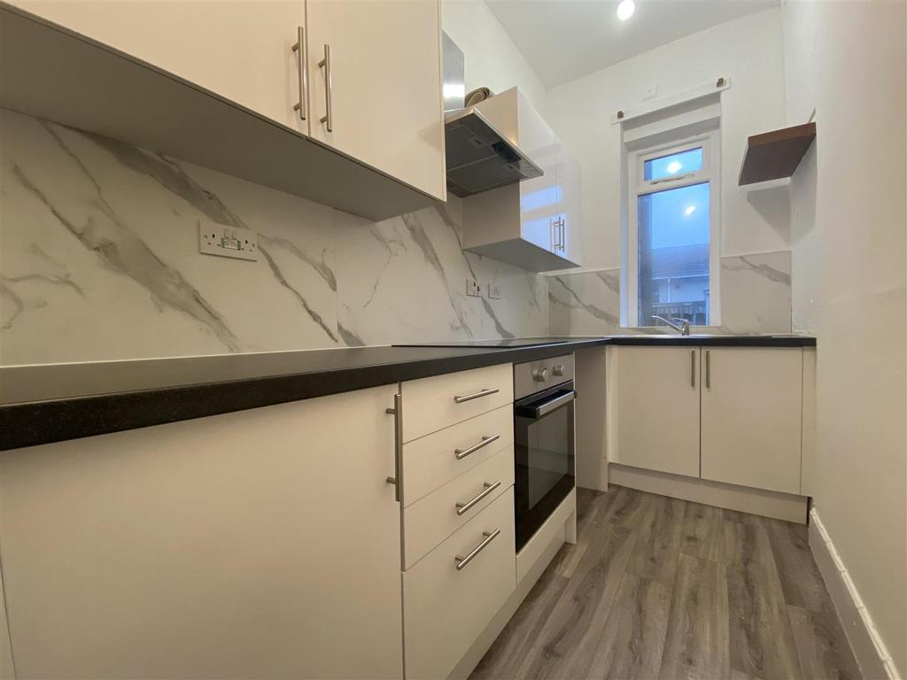 Unity Terrace, Perth 2 bed flat £600 pcm (£138 pw)