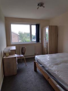 5 bedroom terraced house to rent - Saxton Close, Beeston, Nottingham