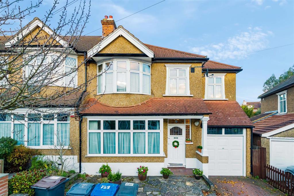 Nugent Road, London 4 bed end of terrace house for sale £725,000