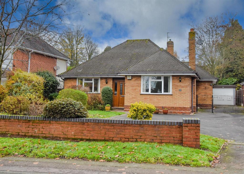 82 Redhouse Road, Tettenhall... 2 bed detached bungalow £425,000
