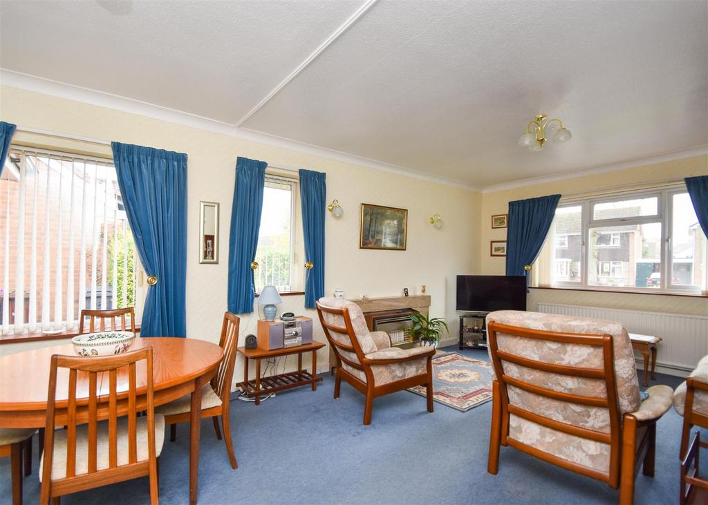 82 Redhouse Road, Tettenhall... 2 bed detached bungalow £425,000