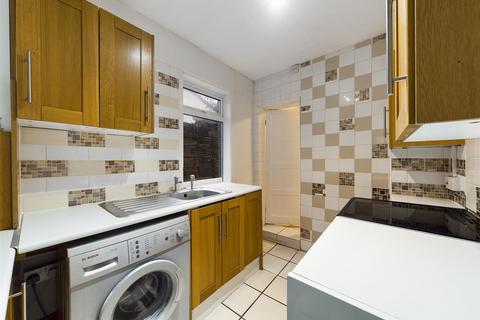 44 Wykeham Street, Rochester, ME2 3AD