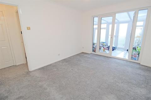 54 Challacombe, Furzton, Milton Keynes, MK4 1DP
