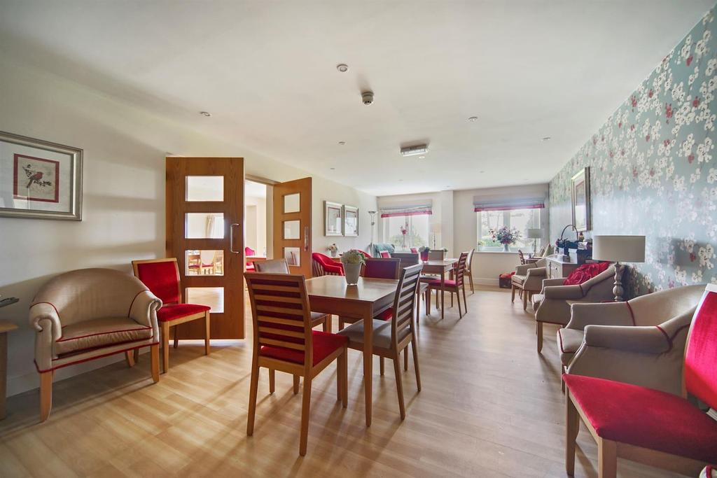 Dining room.jpg