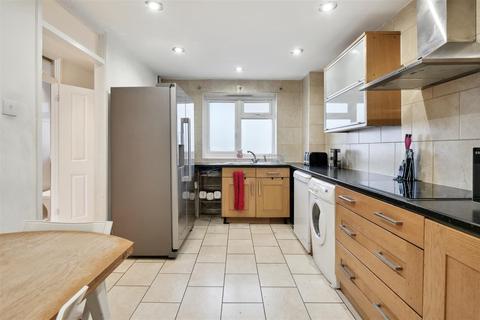 3 bedroom apartment for sale - Granville Road, London