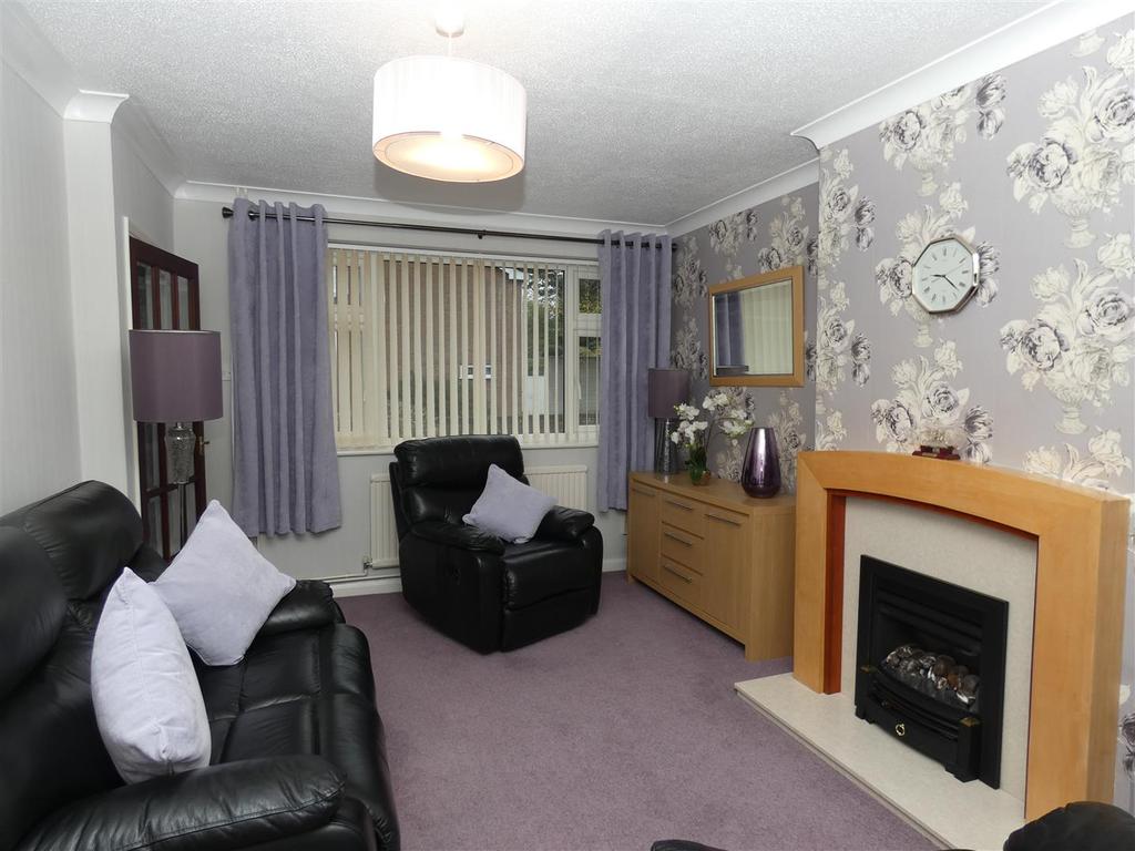 Ivy House Road, Whitstable 2 bed house £1,300 pcm (£300 pw)