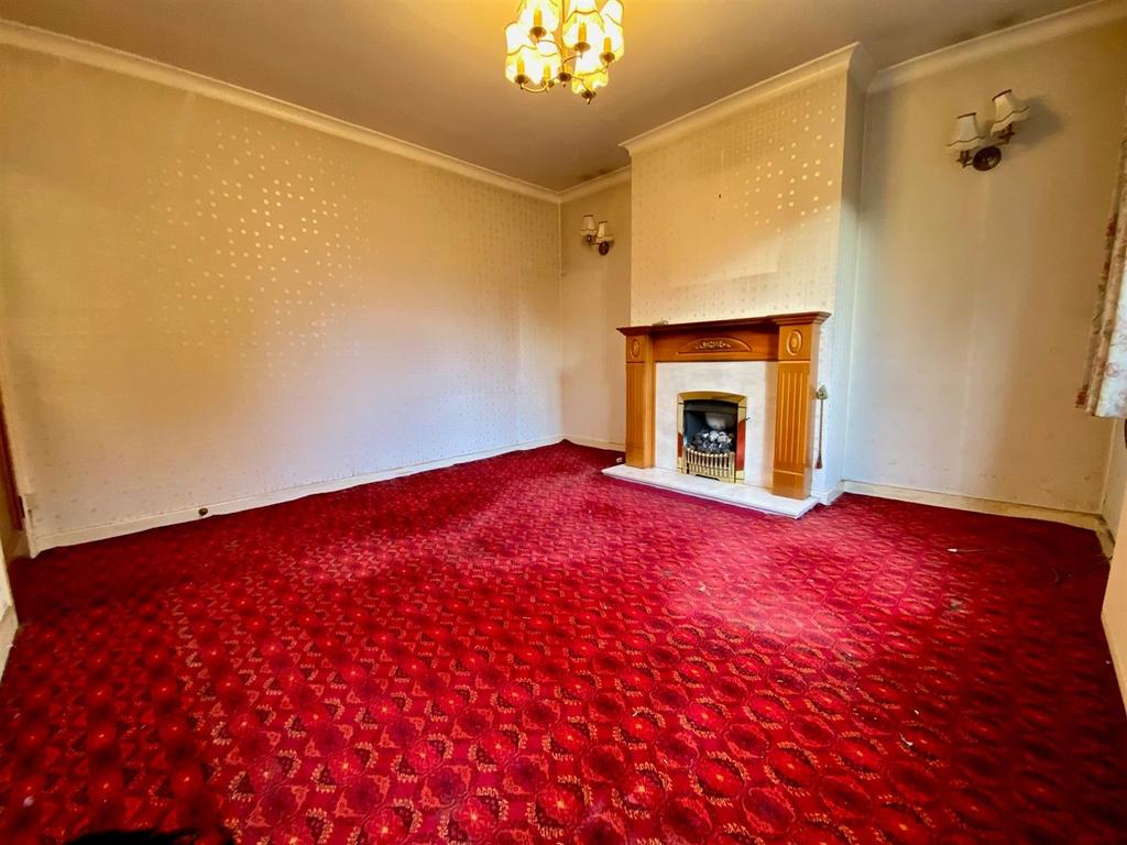 Dining room 2.jpg