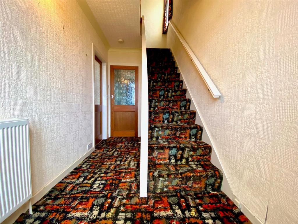 Entrance hall.jpg