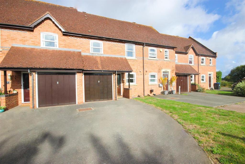 Dorsington Close, Hatton Park, Warwick 3 bed link detached house £1,300 pcm (£300 pw)