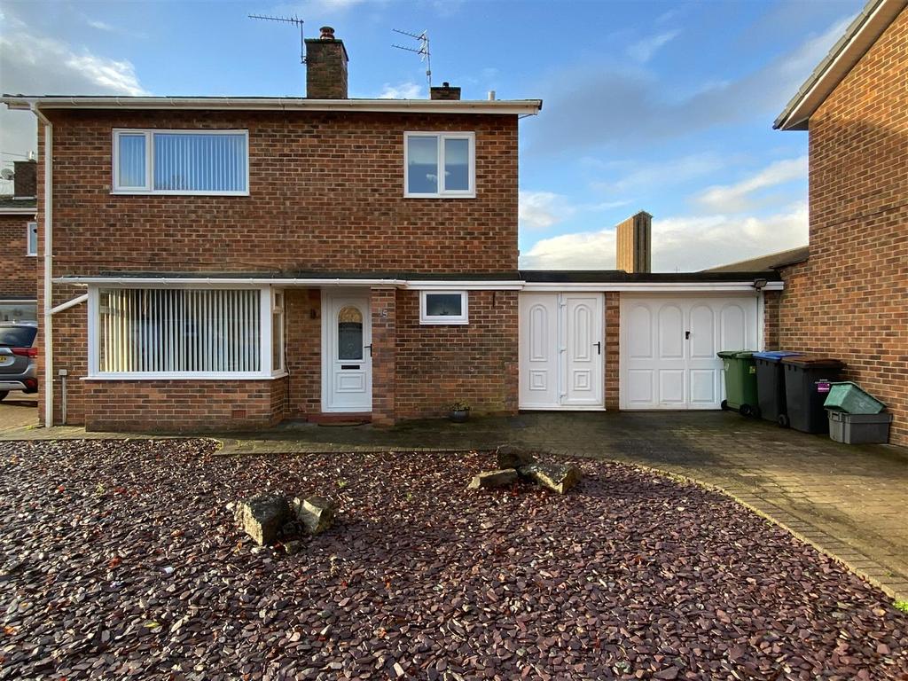 Church Close, Newton Aycliffe 3 bed detached house for sale £195,000