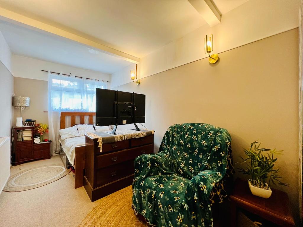 Bedroom3.jpeg