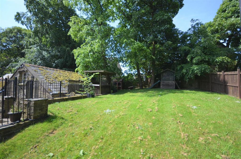 The Gables, Clayton Lane, Clayton 5 bed semidetached house for sale £400,000