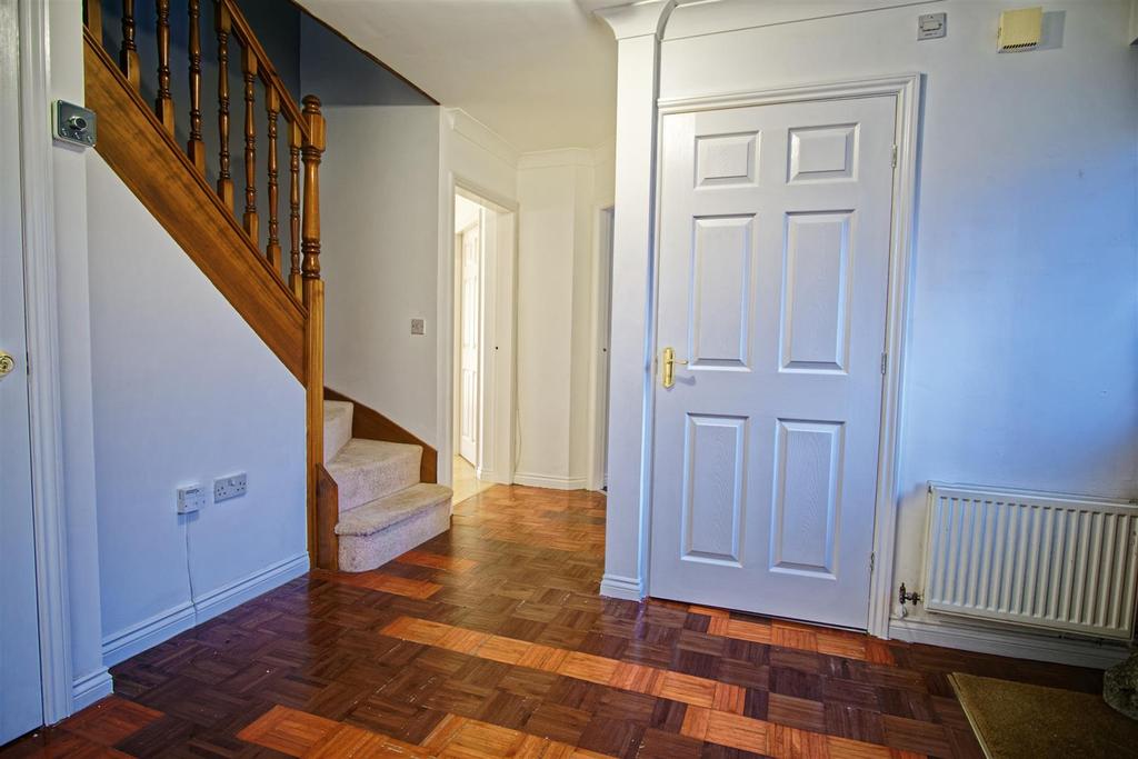 4Bed Detached House to Let on Morley Croft, Leyland 4 bed detached