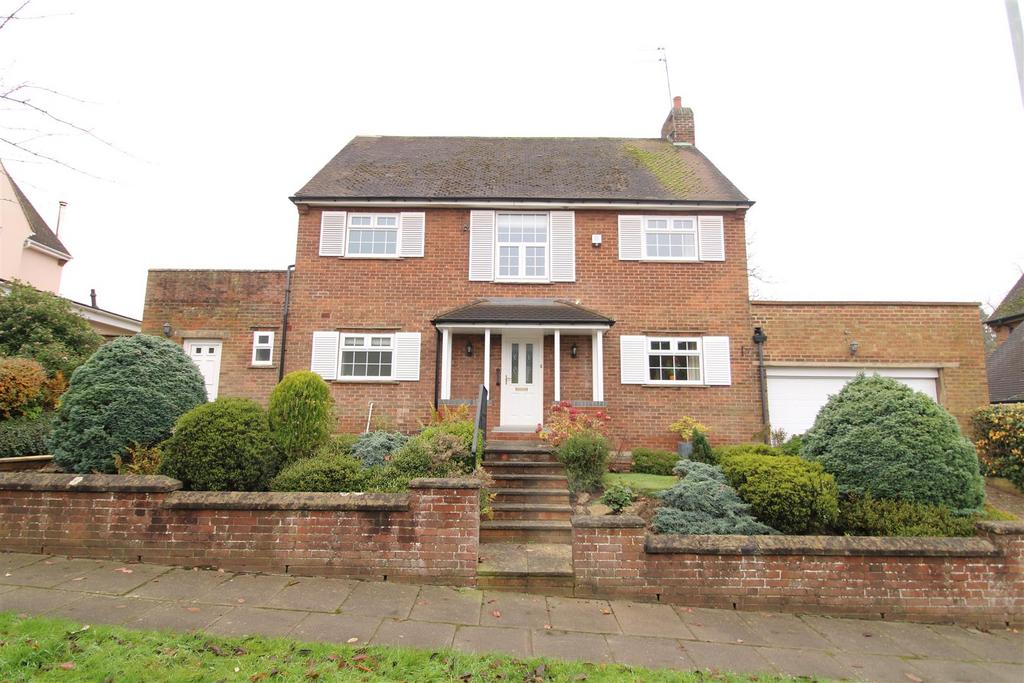 Thornbury Rise, Darlington 4 bed detached house £395,000