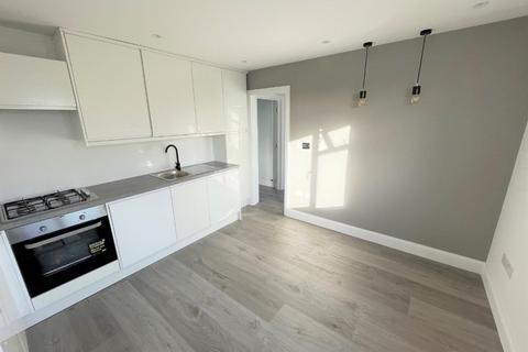 1 bedroom flat to rent, Buckingham Road, Edgware, HA8