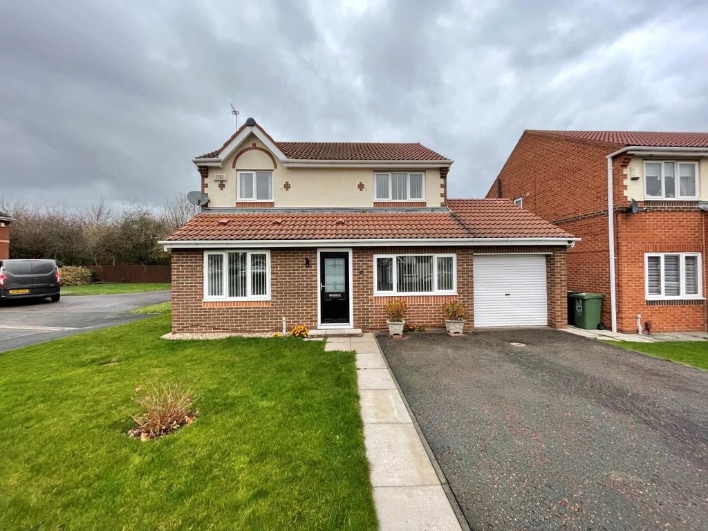 Fieldfare Road, Middle Warren, Hartlepool 3 bed detached house £750