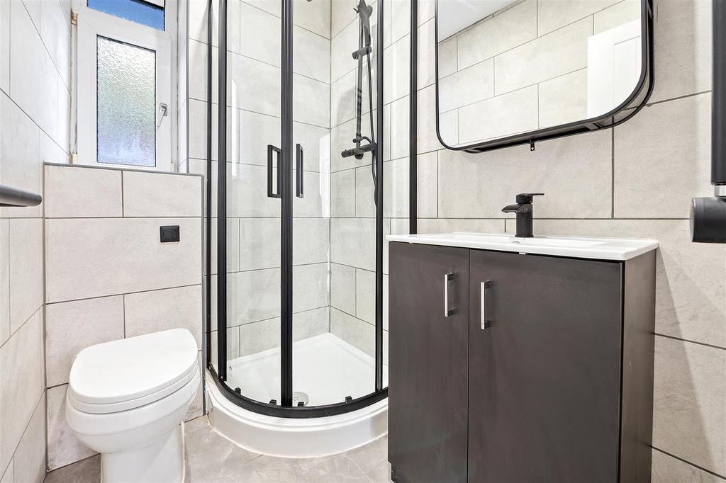Contemporary Shower