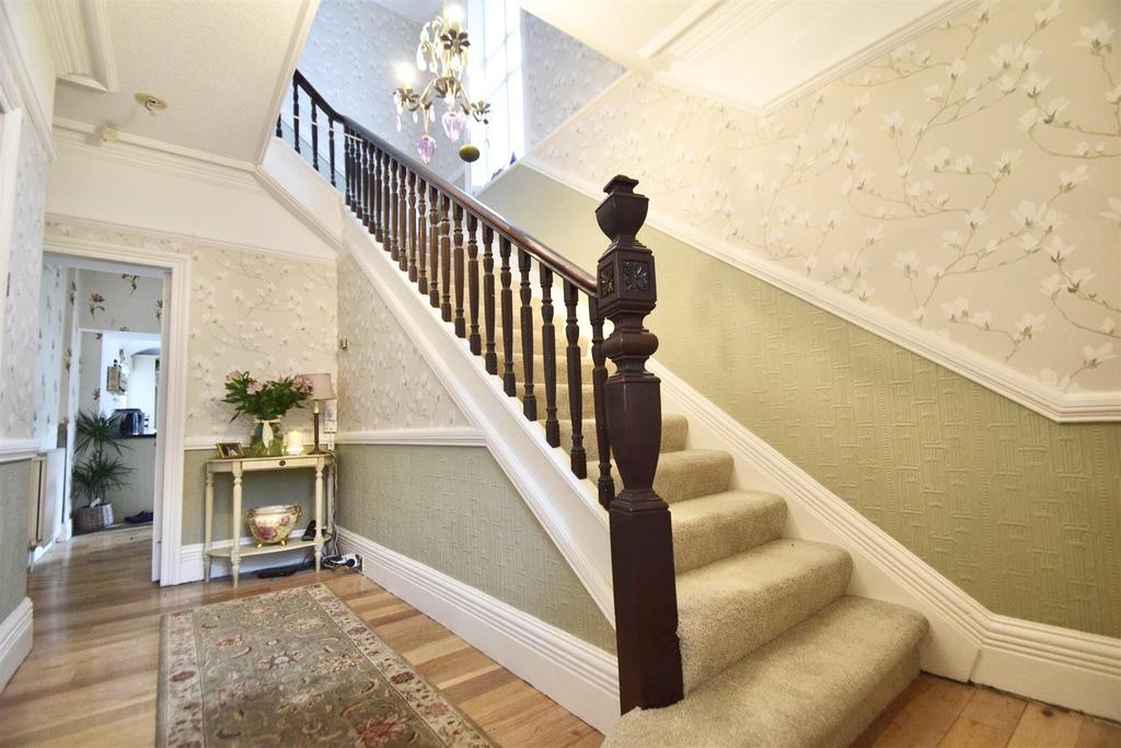 Kings Road, Whitley Bay 4 bed semidetached house for sale £625,000