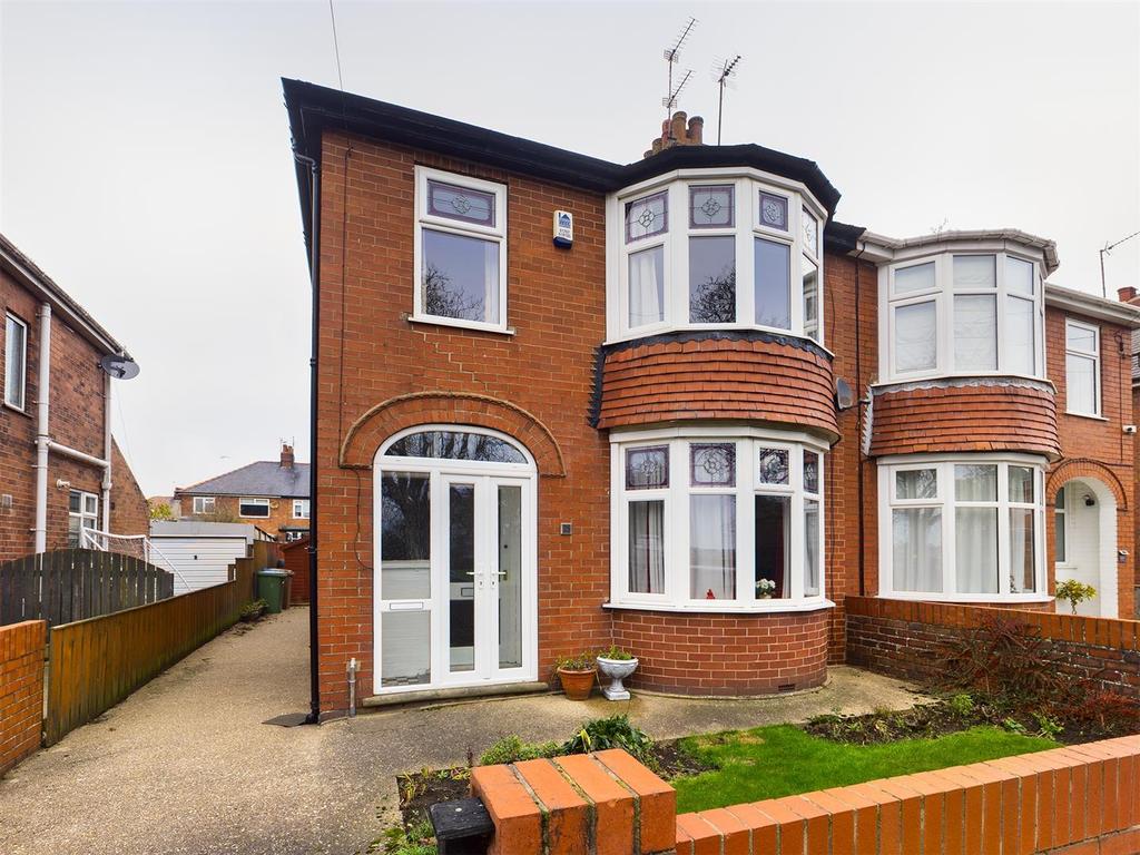 St. Thomas Road, Bridlington 3 bed semidetached house £180,000
