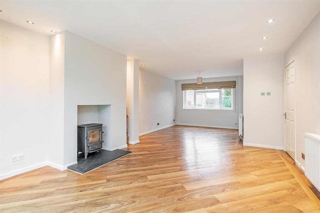 Woodrow Crescent, Knowle, Solihull 4 bed detached house £600,000
