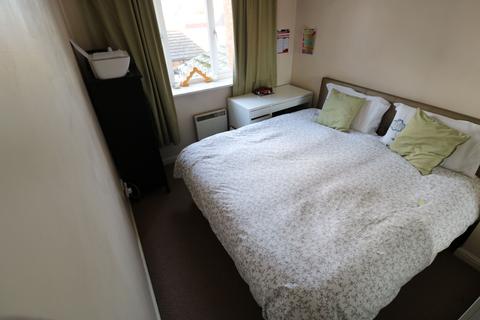 2 bedroom flat for sale - Grays