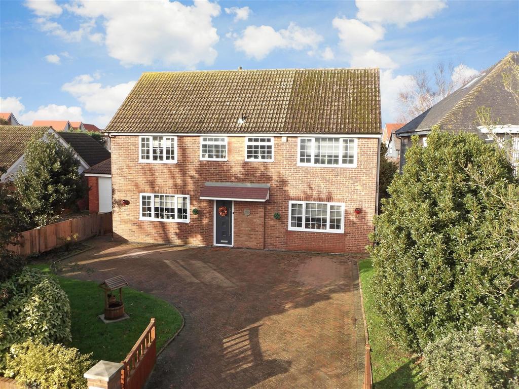 Rolfe Lane, New Romney, Kent 5 bed detached house £695,000