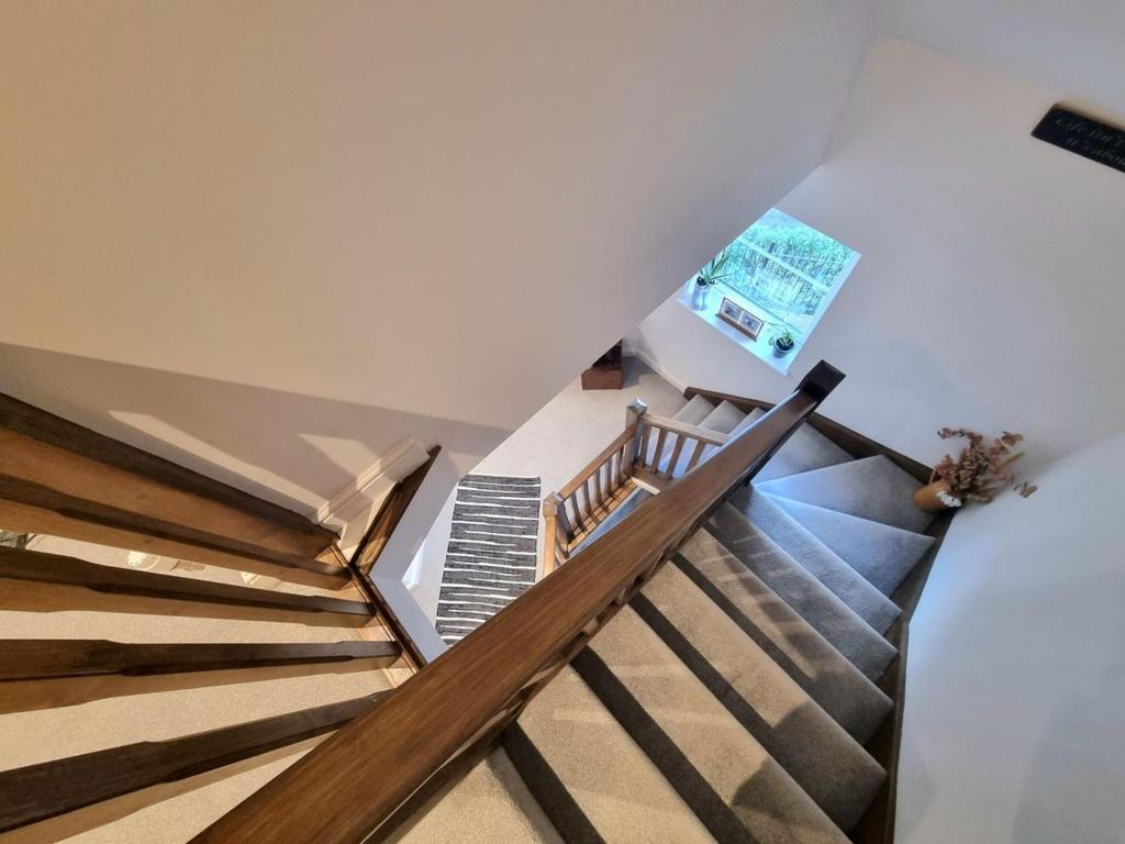 Second floor landing