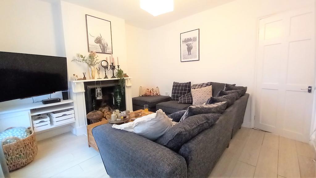 Wilberforce Street, Ipswich IP1 3 bed end of terrace house £199,950