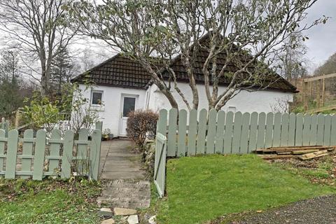 Gorten, 13 Anaheilt, Strontian, Acharacle, PH36 4JA