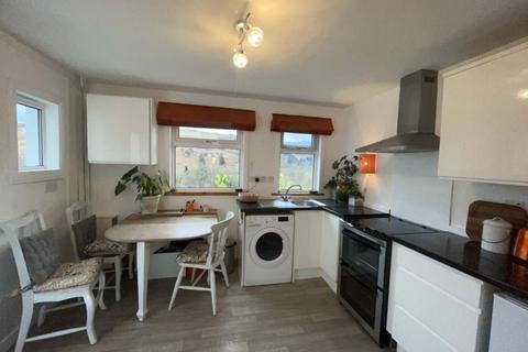 Gorten, 13 Anaheilt, Strontian, Acharacle, PH36 4JA