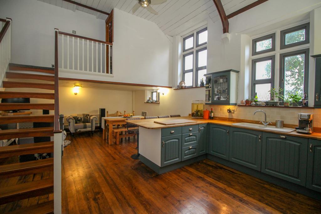 KItchen / family room