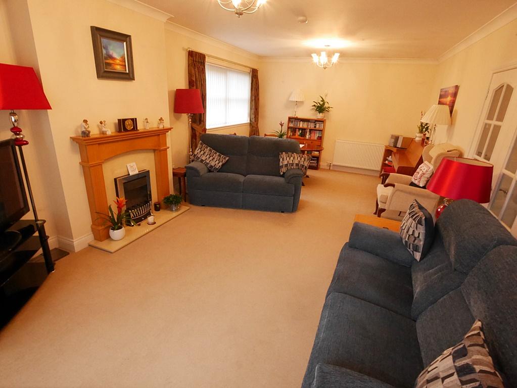 2 Hardthorn Meadows, Dumfries, DG2 9 HW - Braidwood