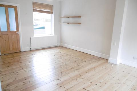 3 bedroom terraced house to rent, Ashford Road, Brighton BN1
