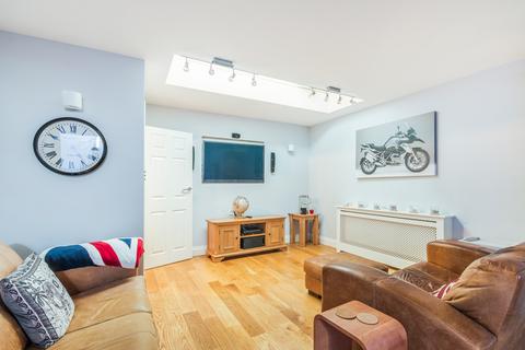 3 bedroom house to rent, Bedford Villas, Whitehead Close, Earlsfield, SW18