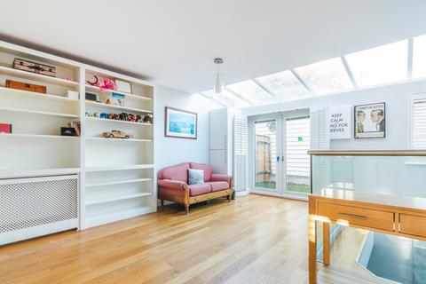 3 bedroom house to rent, Bedford Villas, Whitehead Close, Earlsfield, SW18