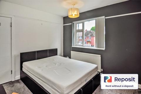 4 bedroom semi-detached house to rent, Birchfields Road, Manchester, M13