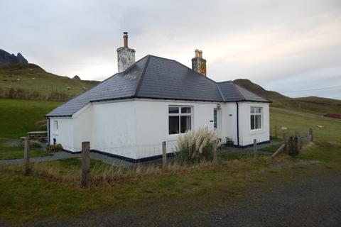 3 bedroom bungalow for sale - 4 Sartle, Staffin, Isle of Skye IV51