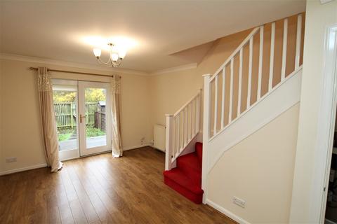 2 bedroom semi-detached house to rent, Hillside Grove, Boness, EH51