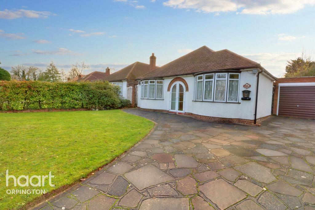 Goddington Lane, Orpington 2 bed detached bungalow for sale £625,000