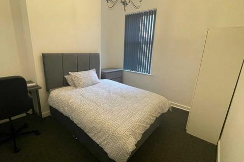 1 bedroom in a house share to rent, Thornycroft Road, Wavertree - 1 ROOM AVAILABLE - STUDENT ROOM